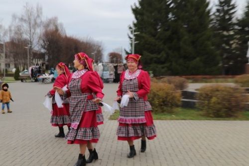 Бәйрәм ярминкәсе (фоторепортаж)