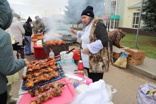 Бәйрәм ярминкәсе (фоторепортаж)