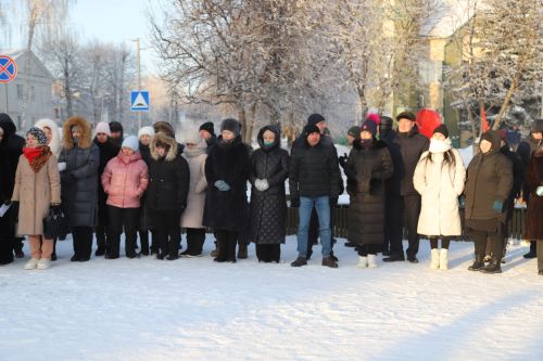 Ярдәм юлга кузгалды