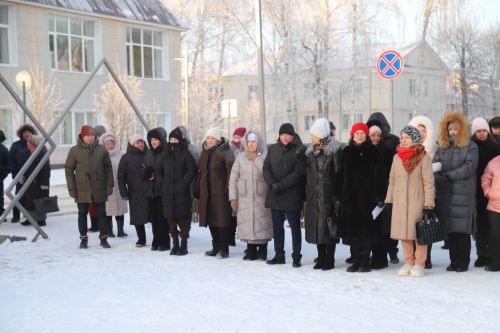 Ярдәм юлга кузгалды