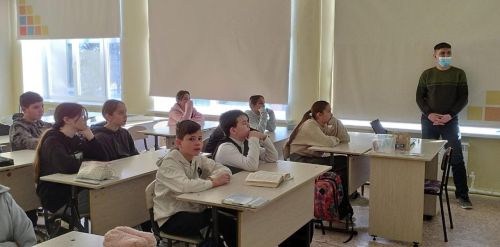 Конституция көне уңаеннан Мөслим лицеенда очрашу
