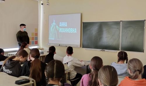 Конституция көне уңаеннан Мөслим лицеенда очрашу