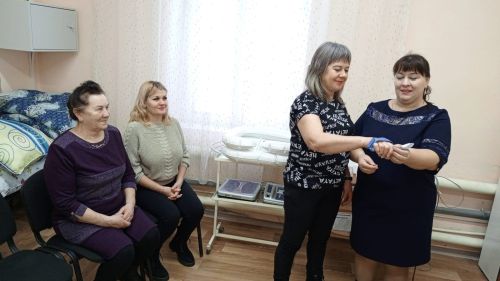 Социаль яклау бүлегендә түгәрәк өстәл уздырылган