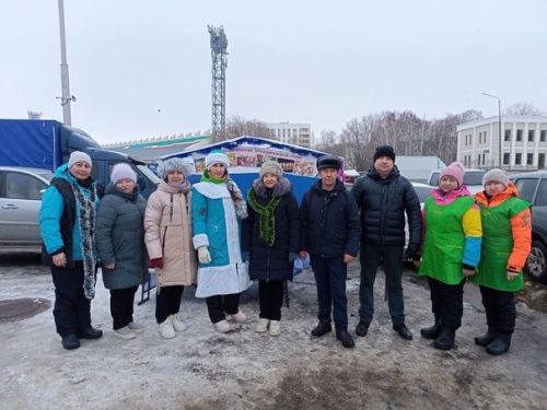 Яңа ел алды ярминкәсе узды (фоторепортаж)