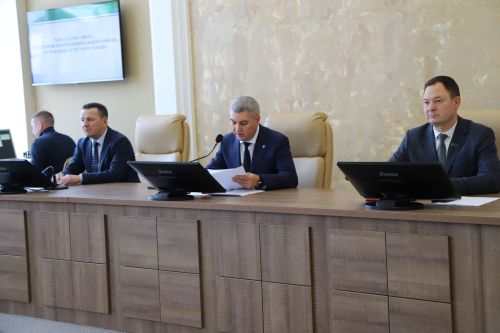 Район Советы сессиясе узды