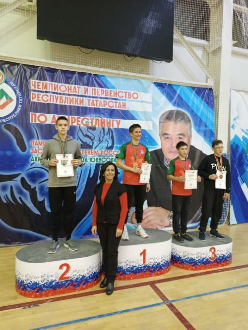 Кул көрәше чемпионнары