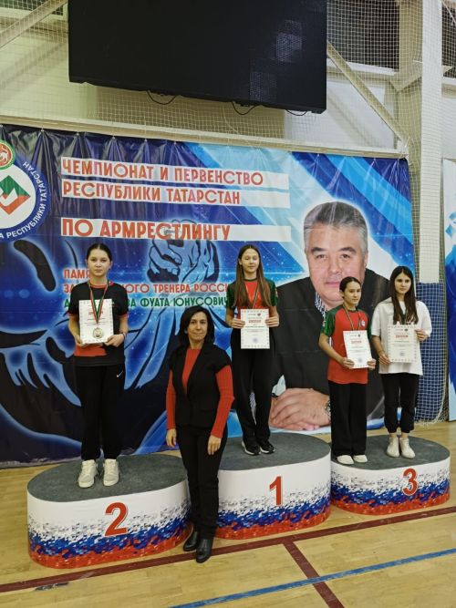 Кул көрәше чемпионнары