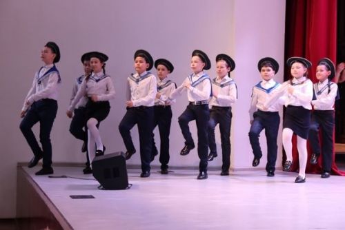 Ватанны саклаучылар көненә багышланган бәйрәм концерты(Фоторепортаж)