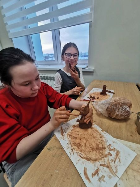 Симпозиум кысаларында мастер-класслар үтә (Фоторепортаж)