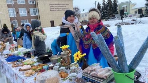 Кышны озату бәйрәме бара (Фоторепортаж)