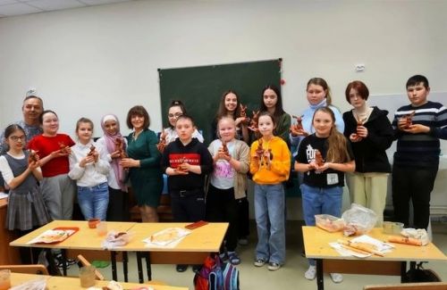 Симпозиум кысаларында мастер-класслар үтә (Фоторепортаж)