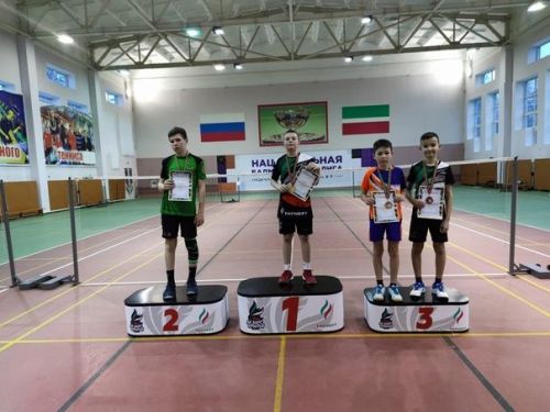 «Татарстанның бадминтон өметләре» ярышлары