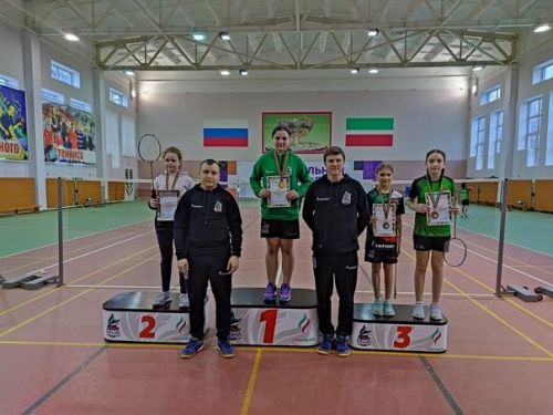 «Татарстанның бадминтон өметләре» ярышлары