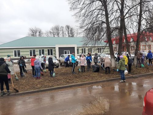 Район хастаханәсе коллективы бүген өмәгә чыкты