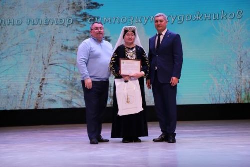 Мөслимдә Бөтенроссия этнопленэр-симпозиум тәмамланды (Фоторепортаж)
