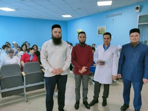 Үзәк хастаханә коллективы белән очрашу