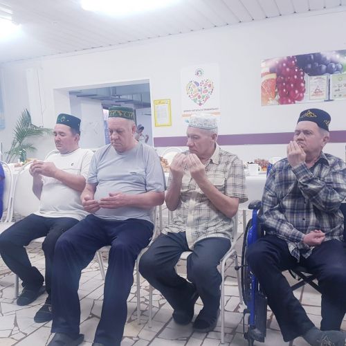 Картлар йортында - Ураза бәйрәме