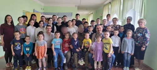 Егетләр белән очрашу уздырганнар