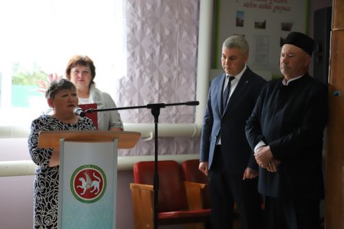 Геройга элмә такта куелды