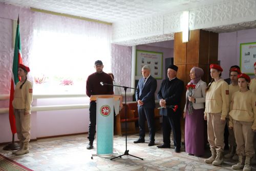 Геройга элмә такта куелды