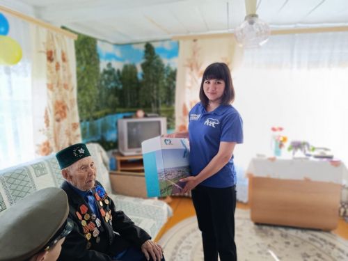 Яшь гвардиячеләр ветеранны котлады