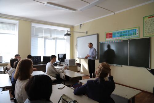 Мөслим лицеенда «Ачык ишекләр» көне