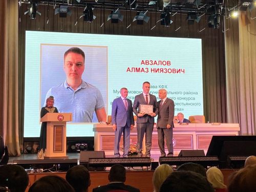 Менделеевск районында семинар-киңәшмәдә мөслимлеләр бүләкләнде.
