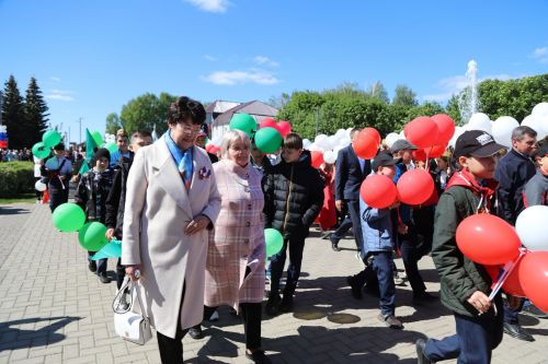 Мөслим урамнарыннан демонстрациядә катнашучылар узды(+фоторепортаж)