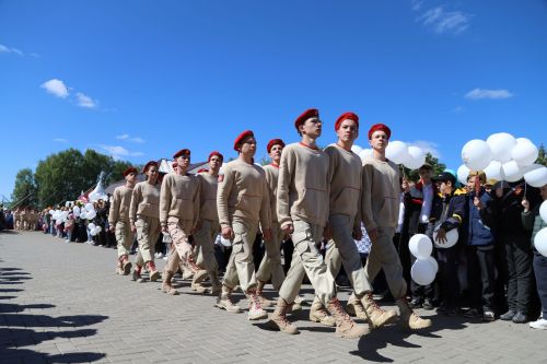 Яшь армиячеләр парады (+фоторепортаж)
