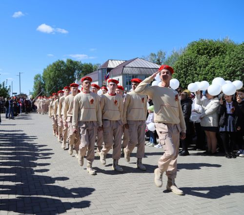 Яшь армиячеләр парады (+фоторепортаж)