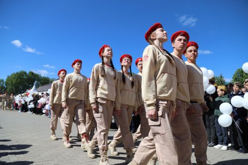 Яшь армиячеләр парады (+фоторепортаж)