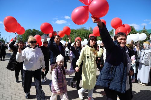 Мөслим урамнарыннан демонстрациядә катнашучылар узды(+фоторепортаж)