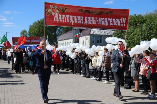 Мөслим урамнарыннан демонстрациядә катнашучылар узды(+фоторепортаж)