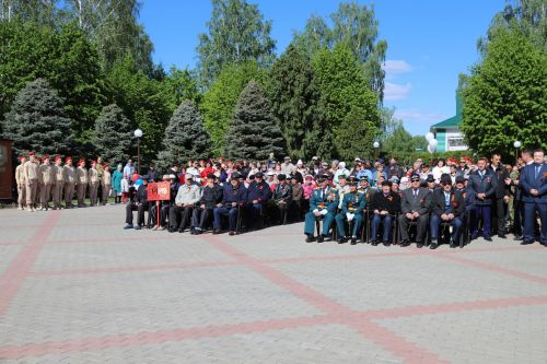 Җиңү бәйрәме венок салудан башланды(+фоторепортаж)