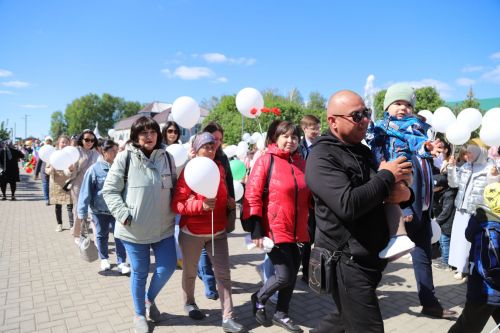 Мөслим урамнарыннан демонстрациядә катнашучылар узды(+фоторепортаж)