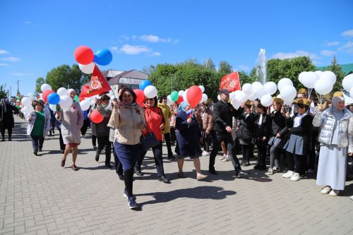 Мөслим урамнарыннан демонстрациядә катнашучылар узды(+фоторепортаж)