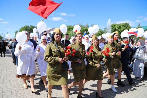 Мөслим урамнарыннан демонстрациядә катнашучылар узды(+фоторепортаж)