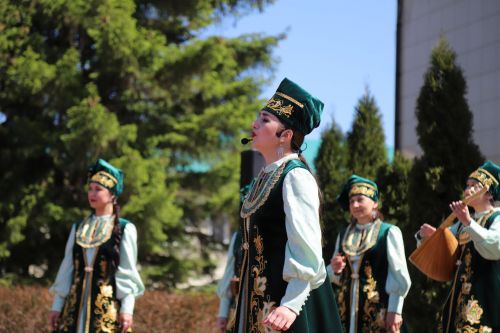 Бәйрәмнең театральләштерелгән күренеше (+ фоторепортаж)