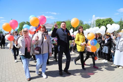 Мөслим урамнарыннан демонстрациядә катнашучылар узды(+фоторепортаж)