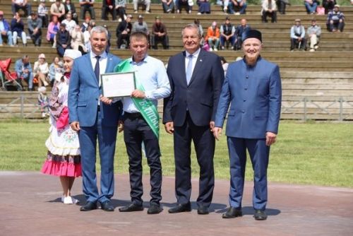 Сабантуйда кыр батырлары хөрмәтләнде (+фоторепортаж)
