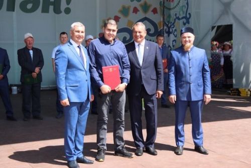 Мактау грамотасы белән бүләкләнделәр (+фоторепортаж)