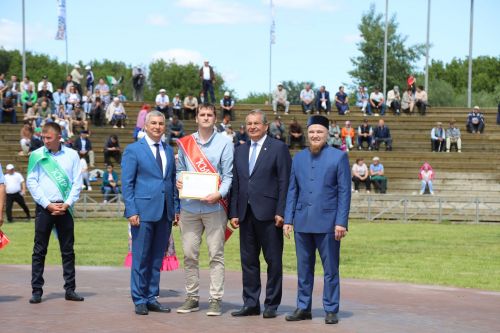 Сабантуй тора гел алыштан: теләгән һәр кеше ярыша (+фоторепортаж)