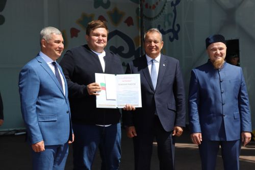 Сабантуй тора гел алыштан: теләгән һәр кеше ярыша (+фоторепортаж)