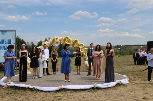 Политехник техникумда чыгарылыш кичәсе (+фоторепортаж)