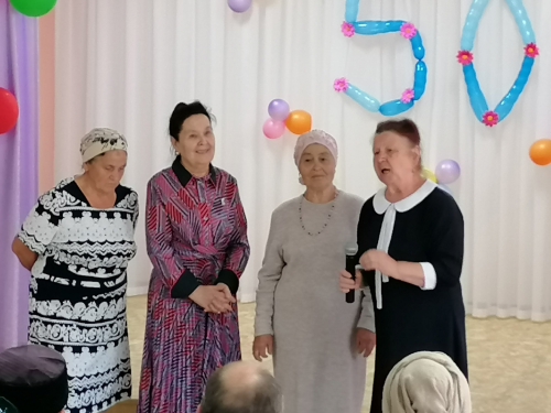 Мәктәп төзелүгә 50 ел уңаеннан бәйрәм (+фото һәм видеорепортаж)