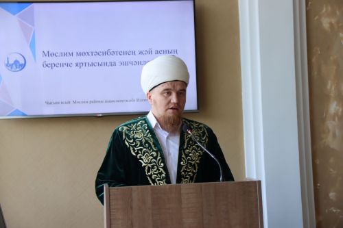 Эшлекле дүшәмбе