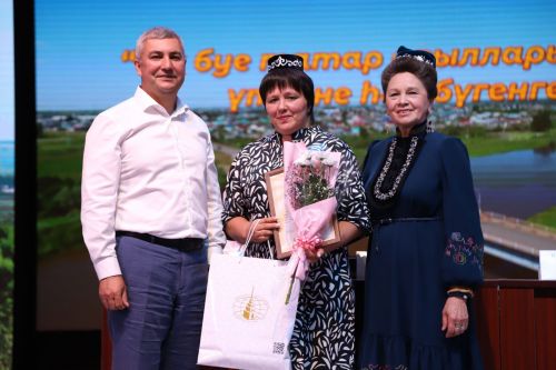 Райондашларыбыз мактау кәгазьләренә лаек булды