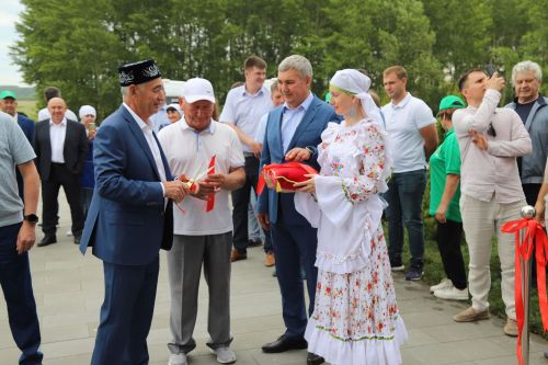 Заманча бина ачылды (+фоторепортаж)