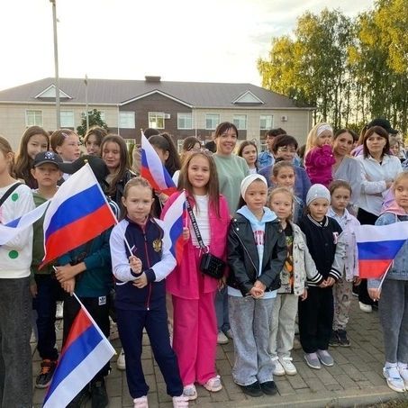 Россия флагы көне