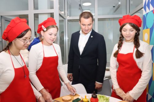 Капиталь ремонттан соң «Мизгел» яшьләр үзәге ачылды (фоторепортаж)